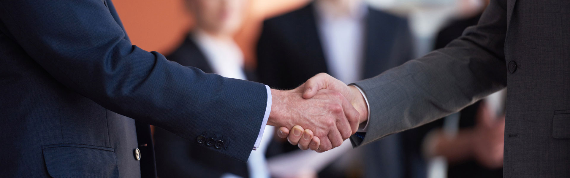 हमसे संपर्क करें